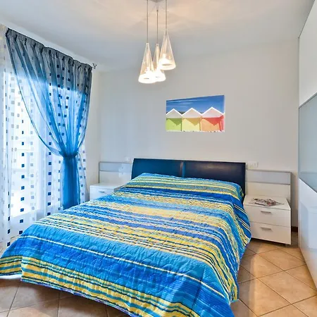 Caravelle Apartament *